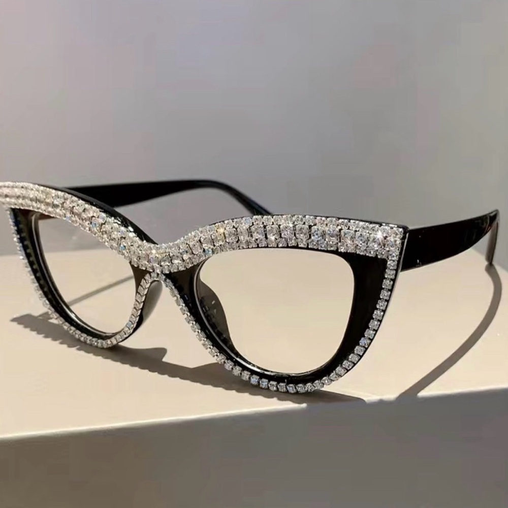 Elegant Black Rhinestone Cat-Eye Glasses